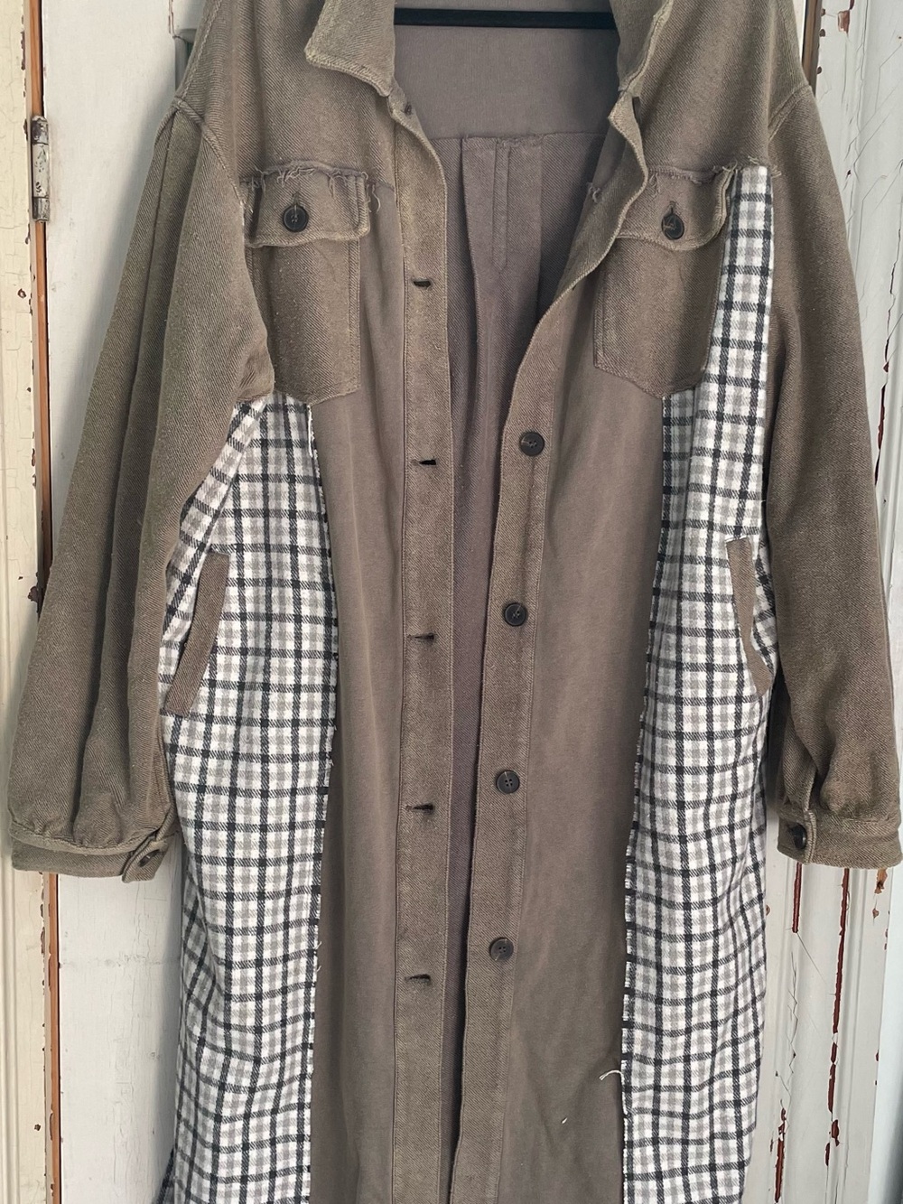 POL 🔥Olive Green Long Button-Front Coat with Plaid features 🔥 more than 50% off